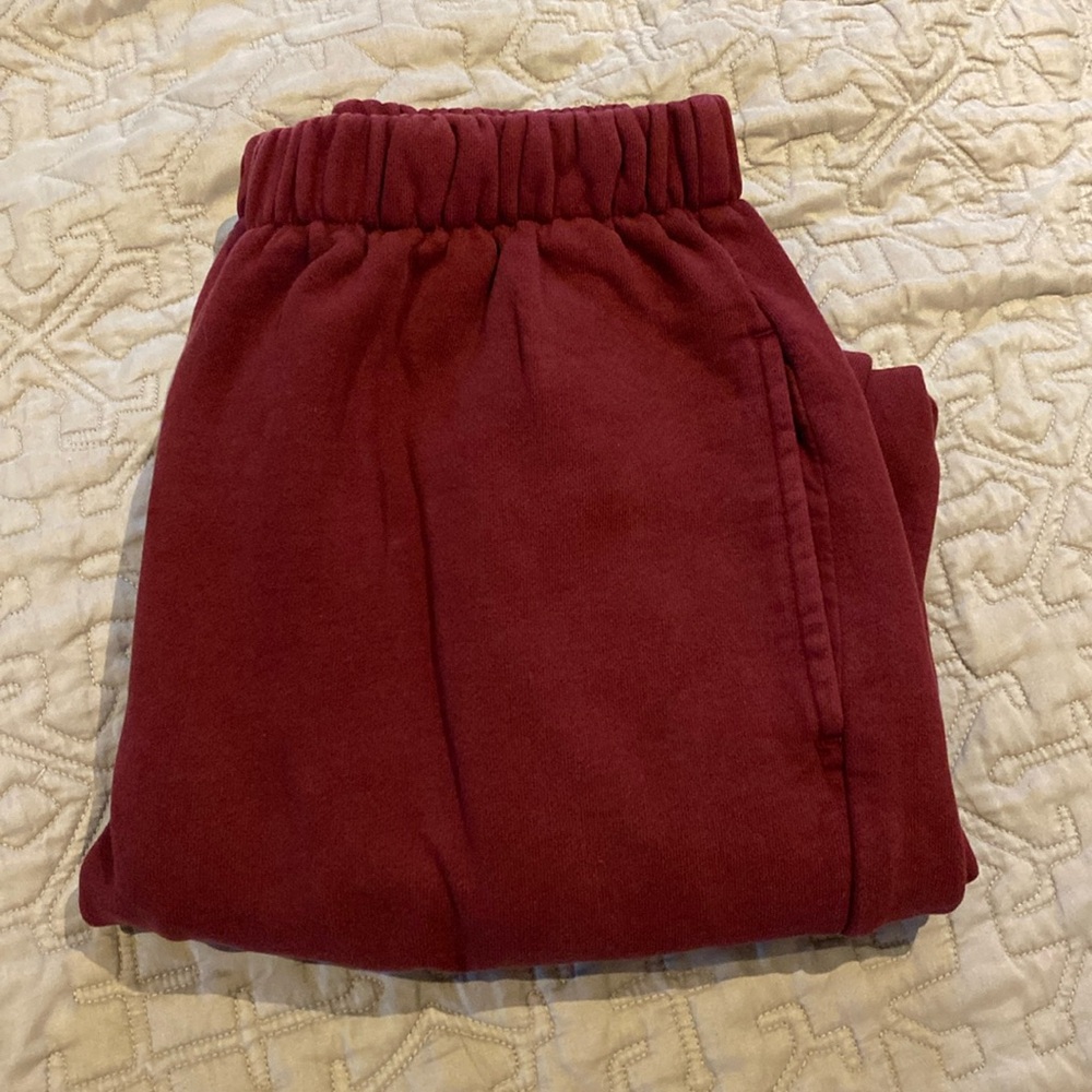 Red brandy sweatpants